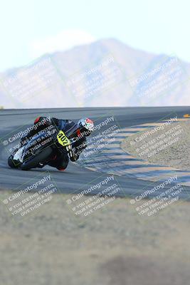 media/Nov-16-2024-CVMA (Sat) [[0e4bb1f32f]]/Race 11-Amateur Supersport Open/